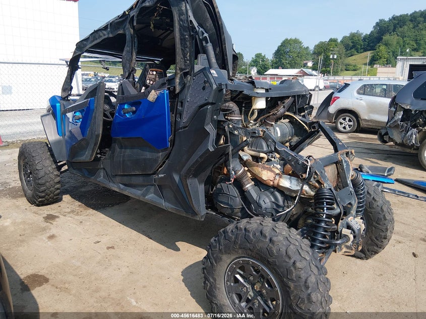 2022 Can-am/ brp Commander VIN 3JB1CAX41NK002630 IAAI salvage auction — ROLLOVER, Salvage Title, sold $1,450 on 2026-08-20 (photo 3)