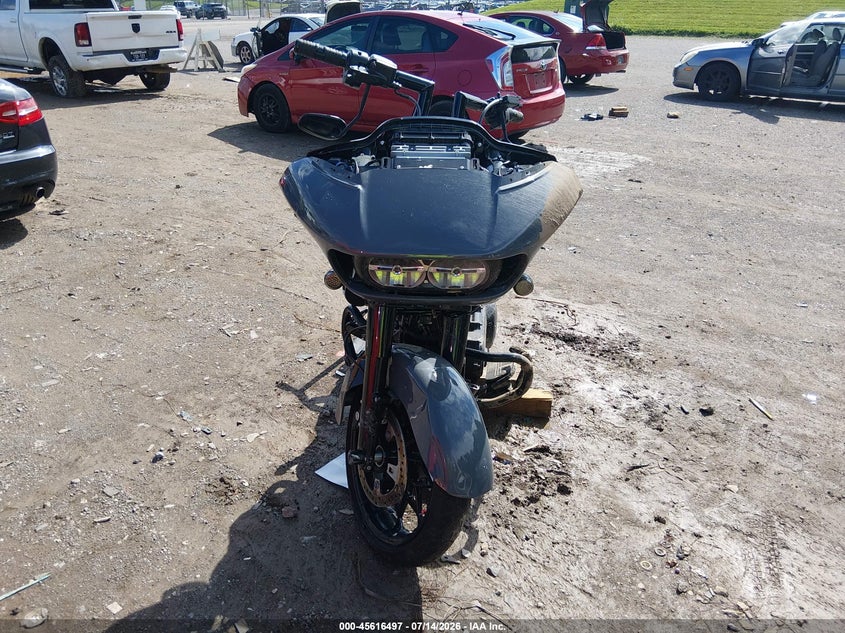 2022 Harley-davidson Road glide VIN 1HD1KTP18NB616800 IAAI salvage auction — FRONT END, Salvage Title, sold $9,350 on 2026-08-25 (photo 5)