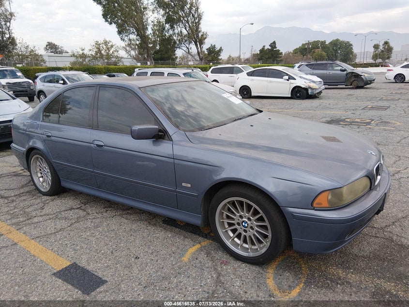 2001 BMW 5 series VIN WBADN63441GM70171 IAAI salvage auction — ENGINE DAMAGE, Salvage (California), sold $450 on 2026-08-11 (photo 1)