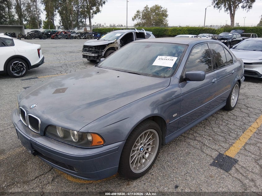 2001 BMW 5 series VIN WBADN63441GM70171 IAAI salvage auction — ENGINE DAMAGE, Salvage (California), sold $450 on 2026-08-11 (photo 2)