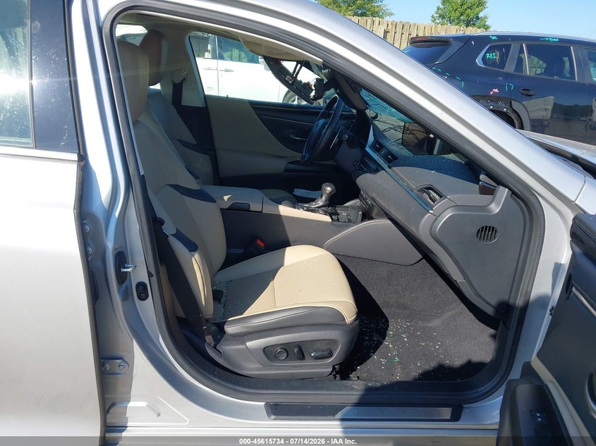 2020 Lexus ES VIN 58ADZ1B18LU067627 IAAI salvage auction — STORM DAMAGE, Salvage (Virginia), sold $13,600 on 2026-07-23 (photo 5)