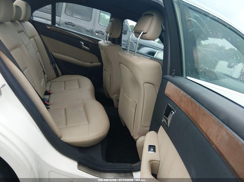 2010 Mercedes-benz E-class VIN WDDHF5GB1AA070047 IAAI salvage auction — FRONT END, Salvage (North Carolina), sold $725 on 2026-08-13 (photo 8)