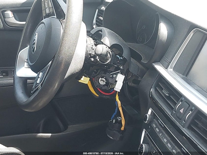 2019 Kia Optima VIN 5XXGT4L36KG350088 IAAI salvage auction — THEFT, Salvage (California), sold $1,950 on 2026-07-28 (photo 6)