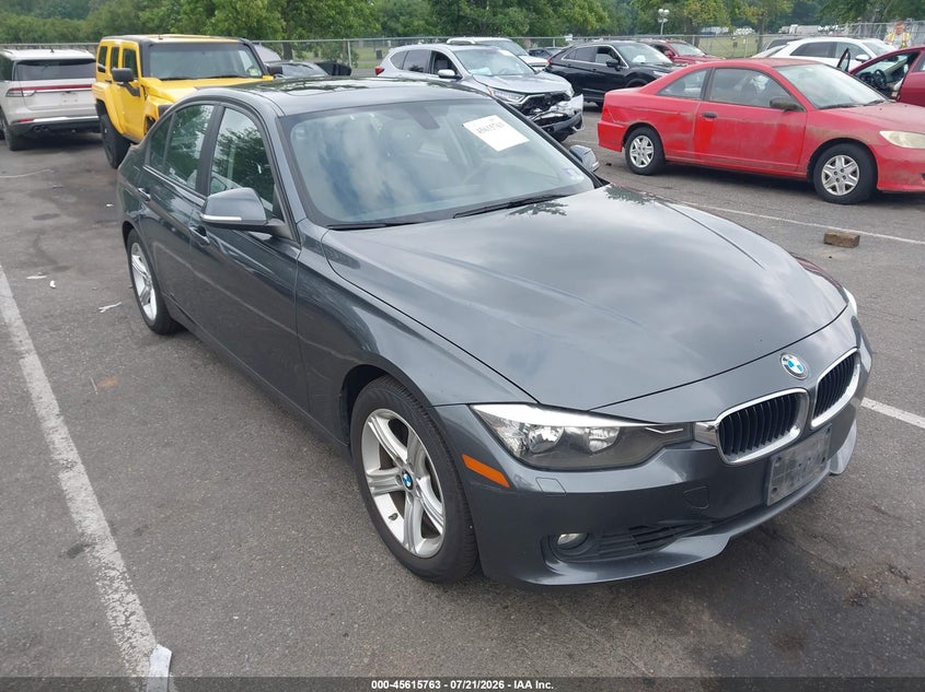 2014 BMW 3er VIN WBA3B5C56EP542548 IAAI salvage auction — WATER/FLOOD, Salvage (Idaho), sold $2,600 on 2026-08-03 (photo 1)