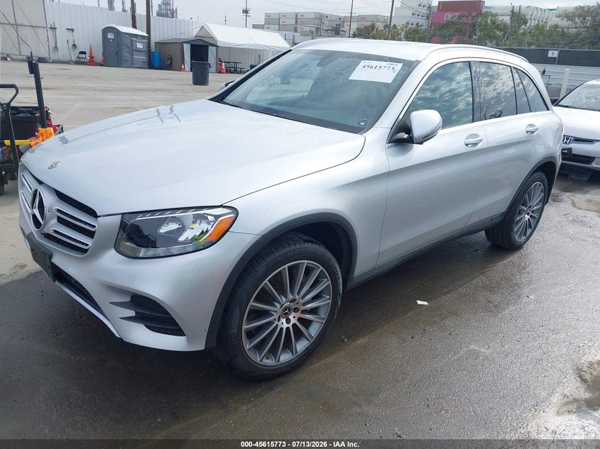 2018 Mercedes-benz Glc VIN WDC0G4JB7JV103711 IAAI salvage auction — LEFT SIDE, Clear - Dealer Only (California), sold $5,300 on 2026-07-29 (photo 2)