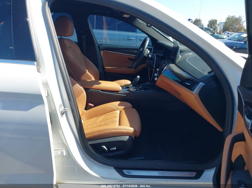 2021 BMW 5er VIN WBA53BH01MWW99118 IAAI salvage auction — LEFT FRONT, Salvage Title, sold $13,400 on 2026-08-20 (photo 5)