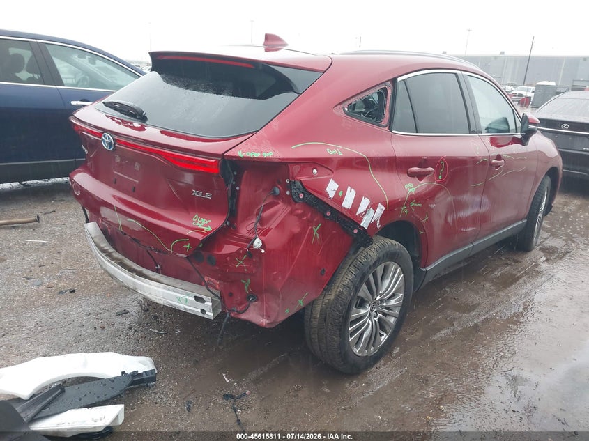 2024 Toyota Venza VIN JTEAAAAH2RJ153980 IAAI salvage auction — REAR END, Original (Texas), sold $17,775 on 2026-08-20 (photo 4)