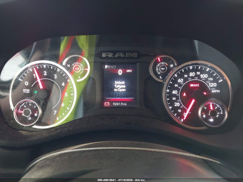 2025 Ram 2500 VIN 3C6UR5CJ8SG523765 IAAI salvage auction — SIDE, Salvage Title, sold $14,300 on 2026-10-04 (photo 7)