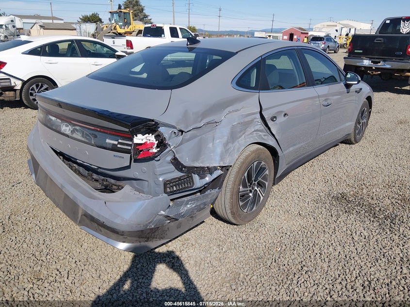 2026 Hyundai Sonata hybrid VIN KMHL24JJ2TA172045 IAAI salvage auction — REAR END, Enterprise Vehicles Clear Only (California), sold $10,900 on 2026-07-29 (photo 6)