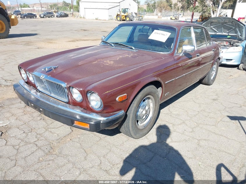 1984 Jaguar Xj series VIN SAJAV1342EC389788 IAAI salvage auction — NORMAL WEAR, Clear - Dealer Only (California), sold $225 on 2026-07-28 (photo 2)