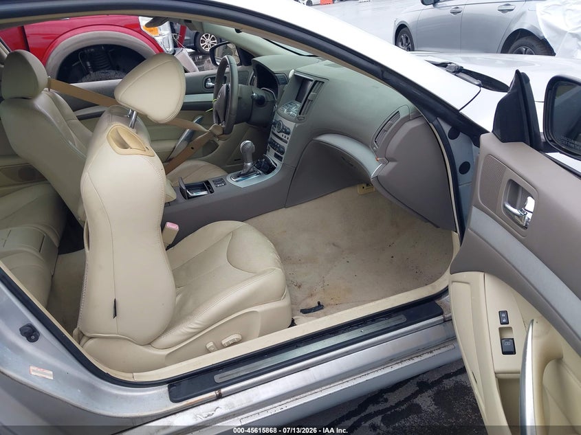 2008 Infiniti G37 VIN JNKCV64E88M102754 IAAI salvage auction — NORMAL WEAR, Clear (North Carolina), sold $1,175 on 2026-07-29 (photo 5)