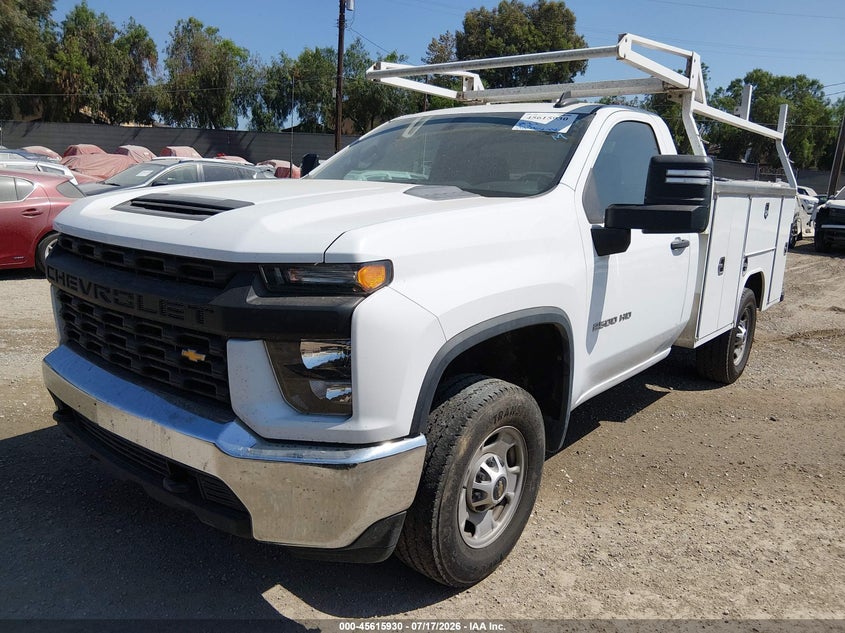2020 Chevrolet Silverado VIN 1GB0YLE76LF279928 IAAI salvage auction — RIGHT FRONT, Clear (California), sold $8,400 on 2026-07-29 (photo 2)