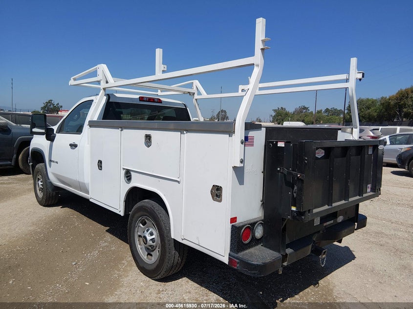 2020 Chevrolet Silverado VIN 1GB0YLE76LF279928 IAAI salvage auction — RIGHT FRONT, Clear (California), sold $8,400 on 2026-07-29 (photo 3)