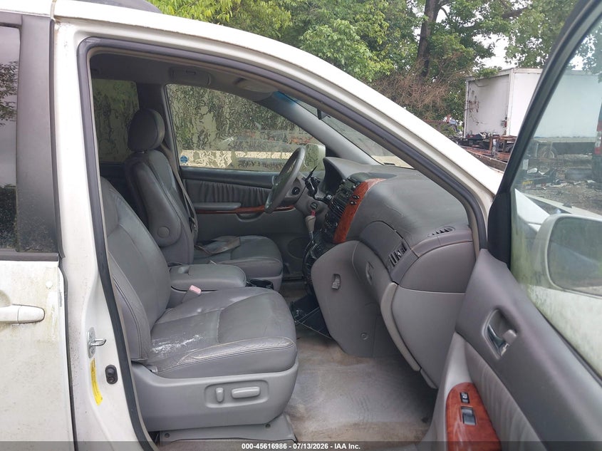 2005 Toyota Sienna VIN 5TDZA22C35S337239 IAAI salvage auction — NORMAL WEAR, Clear (Tennessee), sold $550 on 2026-07-30 (photo 5)