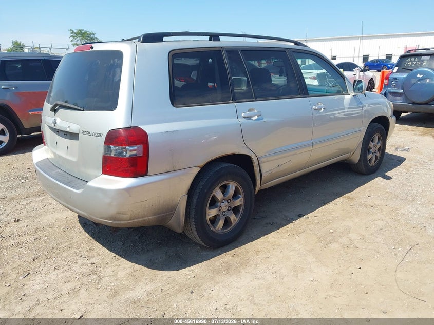 2004 Toyota Highlander VIN JTEEP21AX40059546 IAAI salvage auction — NORMAL WEAR, Clear (Illinois), sold $25 on 2026-07-29 (photo 4)