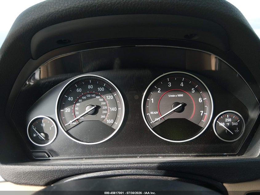 2016 BMW 3er VIN WBA8B3C55GK384178 IAAI salvage auction — FRONT END, Salvage Title, sold $4,000 on 2026-08-21 (photo 7)