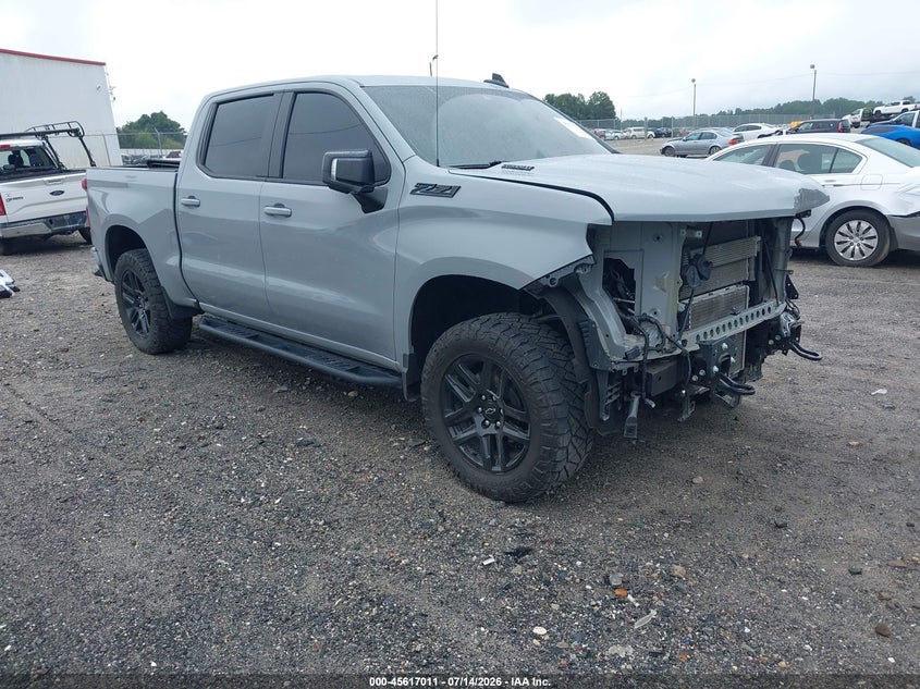 2025 Chevrolet Silverado VIN 3GCUKEE80SG257679 — IAAI salvage auction photo