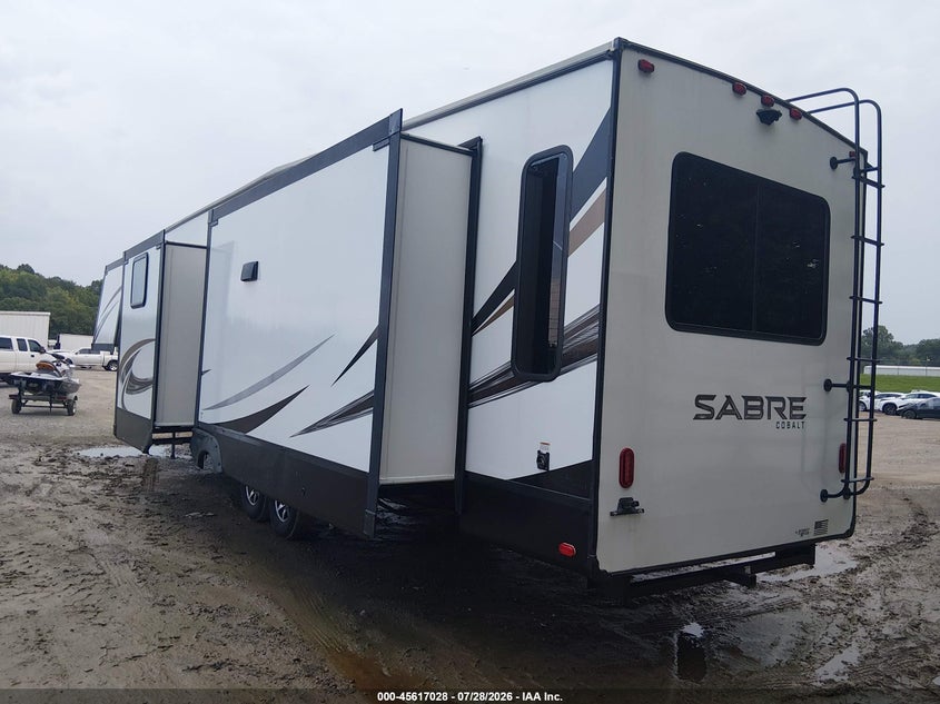 2020 Forest river Travel VIN 5ZT3SR1B9M6104709 IAAI salvage auction — SIDE, Salvage (Tennessee), sold $12,100 on 2026-08-12 (photo 3)