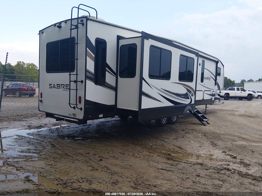 2020 Forest river Travel VIN 5ZT3SR1B9M6104709 IAAI salvage auction — SIDE, Salvage (Tennessee), sold $12,100 on 2026-08-12 (photo 4)