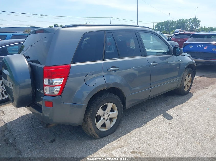 2008 Suzuki Grand vitara VIN JS3TD944684102072 IAAI salvage auction — NORMAL WEAR, Original (Ohio), sold $300 on 2026-07-28 (photo 4)