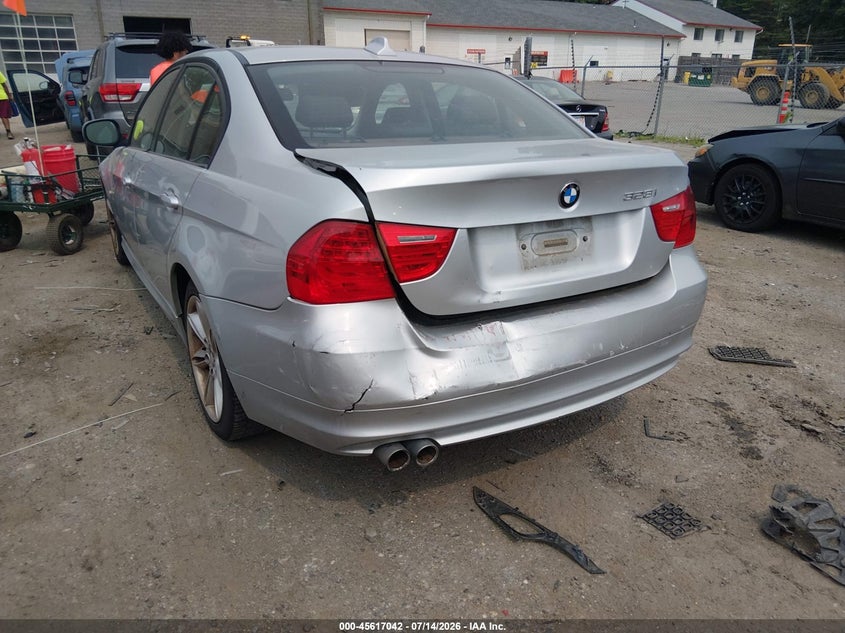 2009 BMW 3 series VIN WBAPH77509NL82660 IAAI salvage auction — REAR END, Clear (Massachusetts), sold $500 on 2026-08-02 (photo 6)