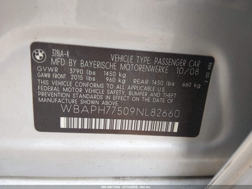 2009 BMW 3 series VIN WBAPH77509NL82660 IAAI salvage auction — REAR END, Clear (Massachusetts), sold $500 on 2026-08-02 (photo 9)
