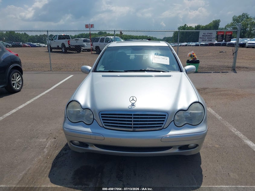 2004 Mercedes-benz C class VIN WDBRF61J44E017214 IAAI salvage auction — NORMAL WEAR, Clear (Tennessee), sold $475 on 2026-07-28 (photo 6)
