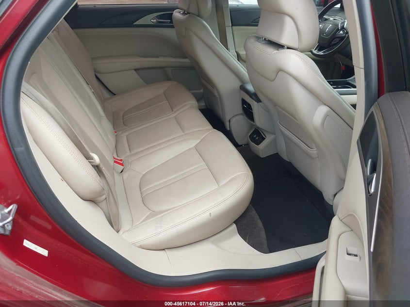 2017 Lincoln Mkz VIN 3LN6L5LU8HR654782 IAAI salvage auction — FRONT END, Salvage Title, sold $1,800 on 2026-10-08 (photo 8)