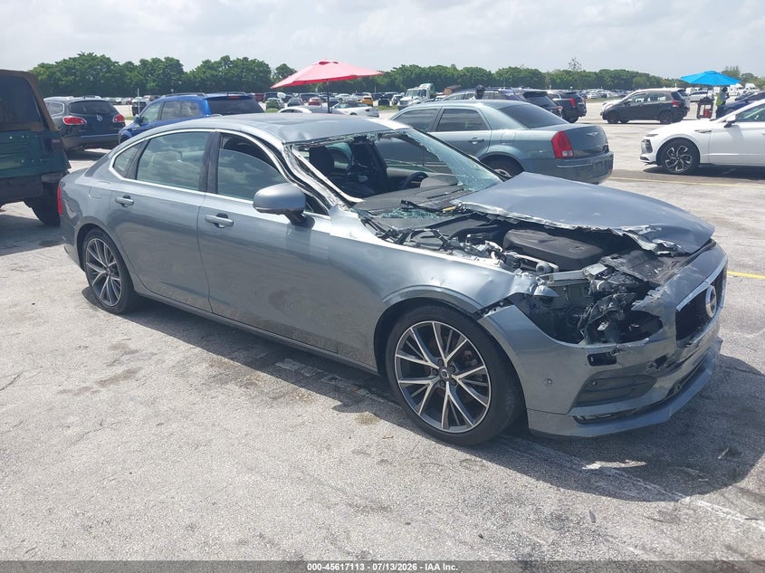 2018 Volvo S90 VIN LVY982AK2JP039072 IAAI salvage auction — FRONT END, Clear (Indiana), sold $1,750 on 2026-07-16 (photo 1)