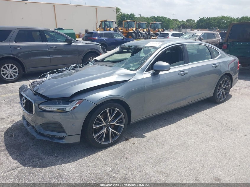 2018 Volvo S90 VIN LVY982AK2JP039072 IAAI salvage auction — FRONT END, Clear (Indiana), sold $1,750 on 2026-07-16 (photo 2)