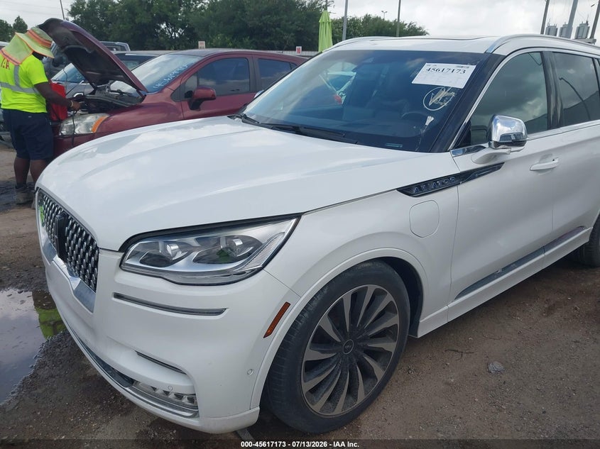 2020 Lincoln Aviator VIN 5LMYJ9YY7LGL15526 IAAI salvage auction — UNKNOWN, Salvage Title, sold $20,000 on 2026-07-23 (photo 6)