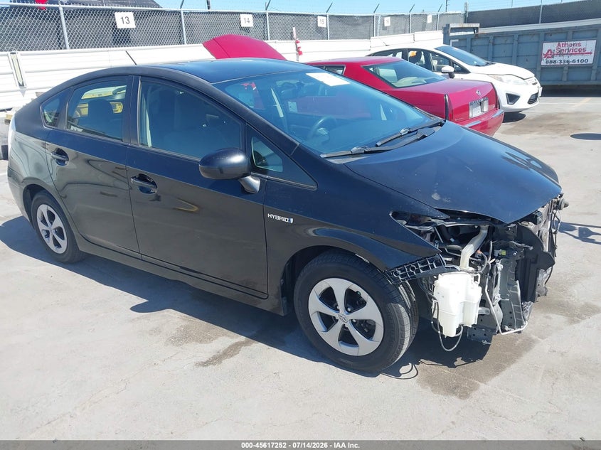 2013 Toyota Prius VIN JTDKN3DU6D5560414 IAAI salvage auction — FRONT END, Salvage (California), sold $2,075 on 2026-07-22 (photo 1)