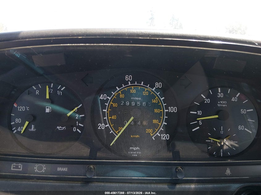 1985 Mercedes-benz 300 VIN WDBAB33C1FA235711 IAAI salvage auction — NORMAL WEAR, Clear (Washington), sold $125 on 2026-07-22 (photo 7)