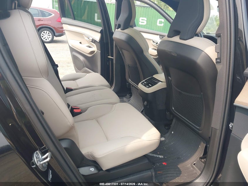 2025 Volvo Xc90 VIN YV4M12PA2S1362480 IAAI salvage auction — WATER/FLOOD, Salvage Title, sold $23,200 on 2026-08-14 (photo 8)