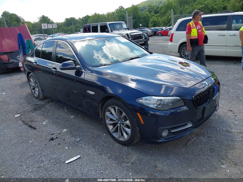 2016 BMW 5er VIN WBA5A5C50GD528239 IAAI salvage auction — UNKNOWN, Salvage Title, sold $2,900 on 2026-08-11 (photo 1)
