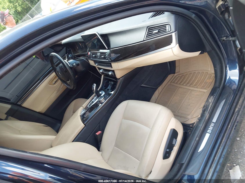 2016 BMW 5er VIN WBA5A5C50GD528239 IAAI salvage auction — UNKNOWN, Salvage Title, sold $2,900 on 2026-08-11 (photo 5)