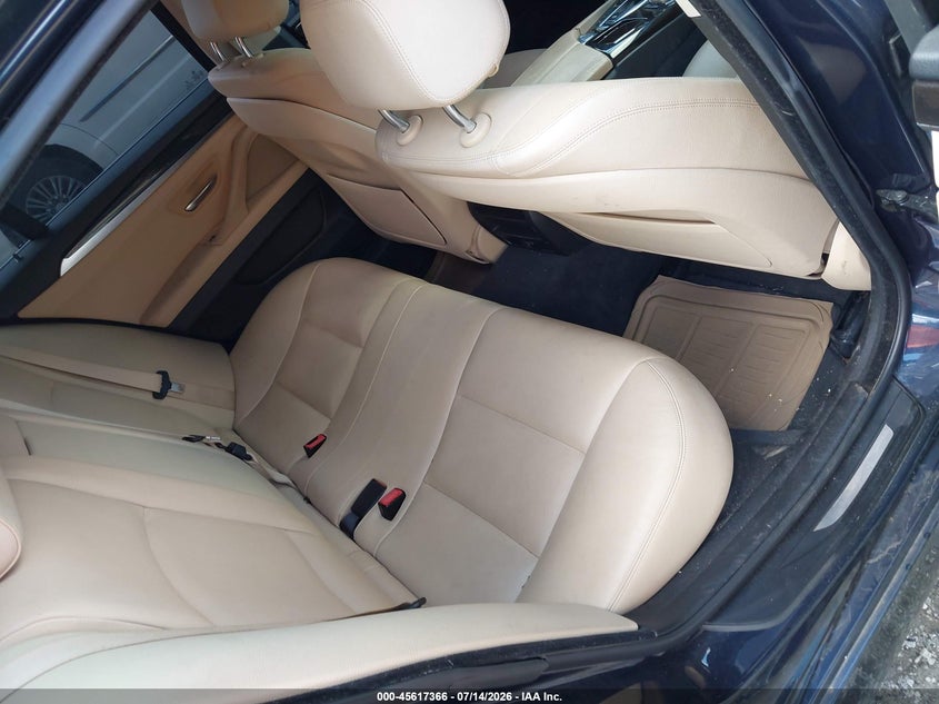 2016 BMW 5er VIN WBA5A5C50GD528239 IAAI salvage auction — UNKNOWN, Salvage Title, sold $2,900 on 2026-08-11 (photo 8)