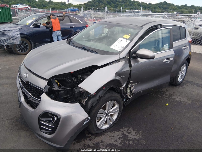 2017 Kia Sportage VIN KNDPMCAC6H7264386 IAAI salvage auction — LEFT SIDE, Salvage (Missouri), sold $3,450 on 2026-08-20 (photo 2)