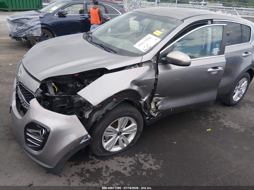 2017 Kia Sportage VIN KNDPMCAC6H7264386 IAAI salvage auction — LEFT SIDE, Salvage (Missouri), sold $3,450 on 2026-08-20 (photo 6)