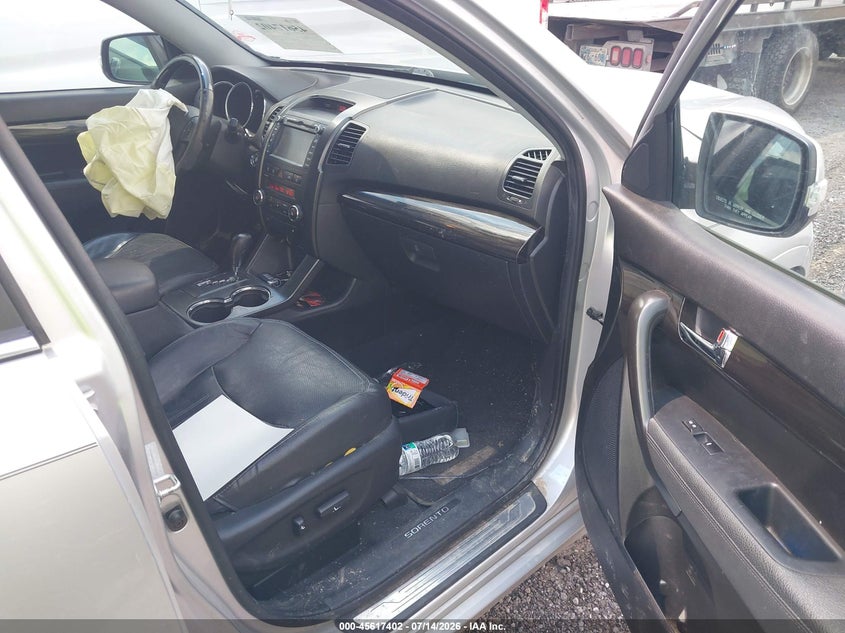 2012 Kia Sorento VIN 5XYKW4A28CG202632 IAAI salvage auction — FRONT END, Salvage Title, sold $1,650 on 2026-08-02 (photo 5)