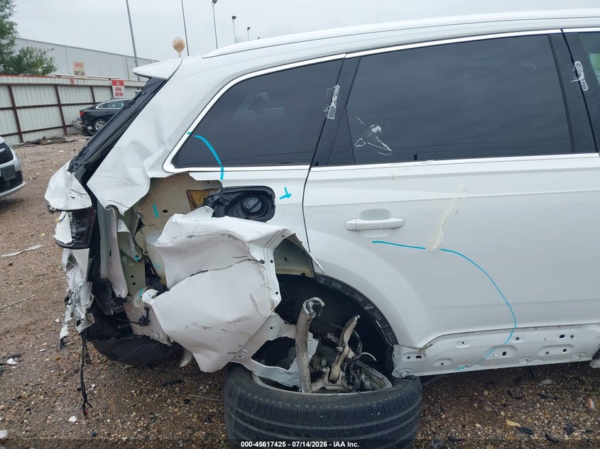 2022 Audi Q7 VIN WA1LXBF71ND004254 IAAI salvage auction — SIDE, Salvage (Texas), sold $5,900 on 2026-07-30 (photo 6)