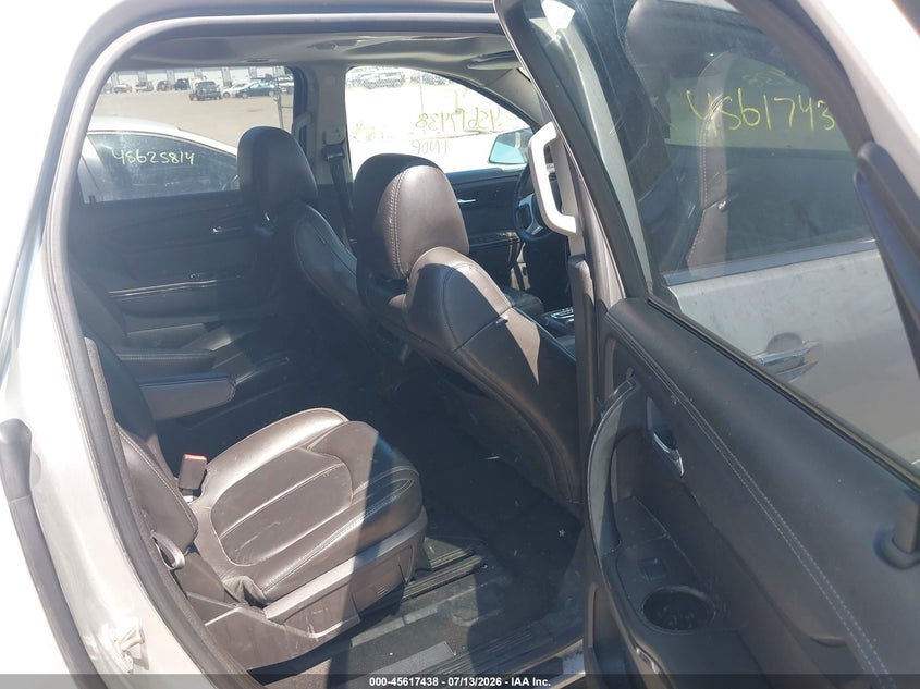 2016 Gmc Acadia VIN 1GKKRRKD0GJ147429 IAAI salvage auction — NORMAL WEAR, Clear (Wisconsin), sold $500 on 2026-07-26 (photo 8)