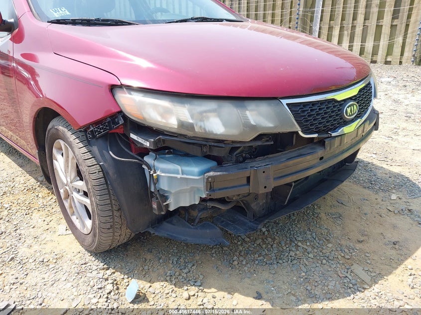 2011 Kia Forte VIN KNAFU5A20B5370864 IAAI salvage auction — FRONT END, Clear (Virginia), sold $400 on 2026-07-29 (photo 6)