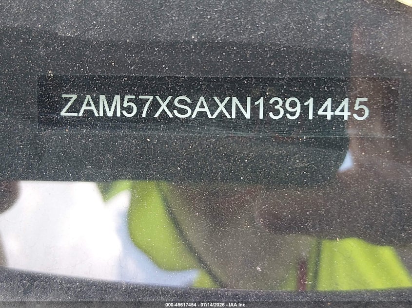 2022 Maserati Ghibli VIN ZAM57XSAXN1391445 IAAI salvage auction — NORMAL WEAR, Salvage Title, sold $11,900 on 2026-08-03 (photo 9)