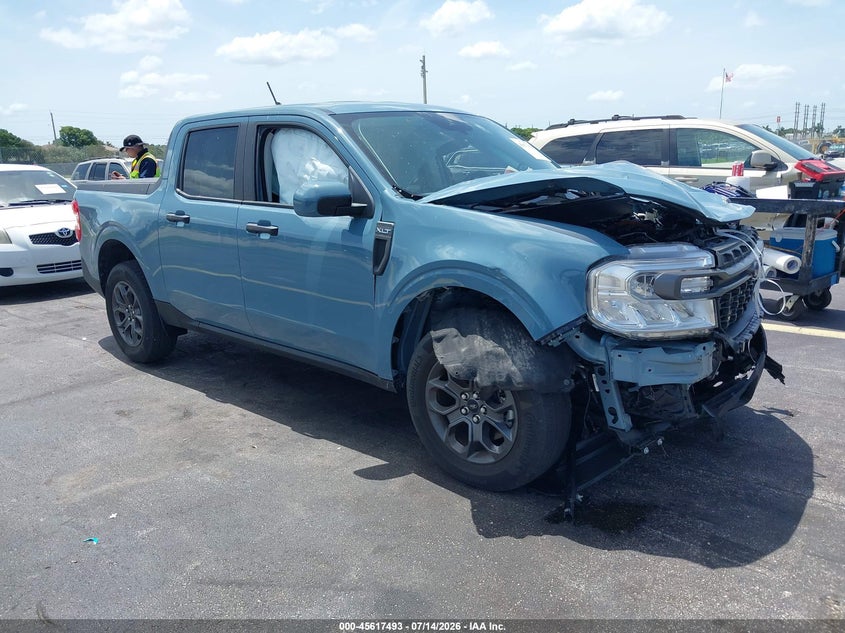 2023 Ford Maverick VIN 3FTTW8E32PRA93823 — IAAI salvage auction photo