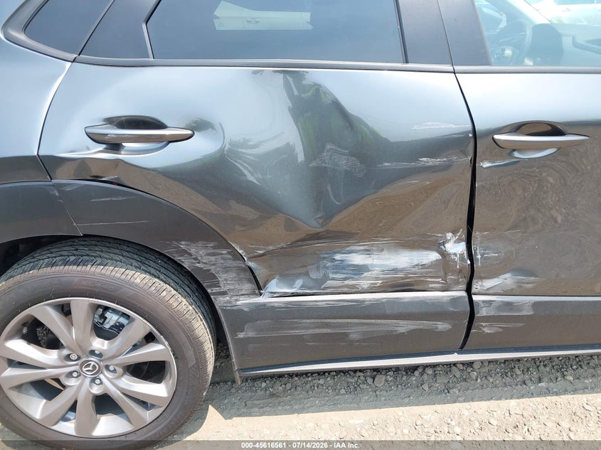 2026 Mazda Cx-30 VIN 3MVDMBCL8TM133029 IAAI salvage auction — RIGHT SIDE, Salvage Title, sold $9,325 on 2026-08-25 (photo 6)