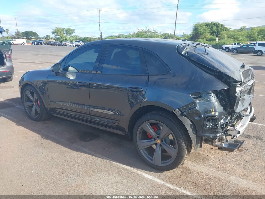 2026 Porsche Macan VIN WP1AF2A57TLB60628 IAAI salvage auction — REAR END, Salvage Title, sold $39,250 on 2026-09-28 (photo 3)