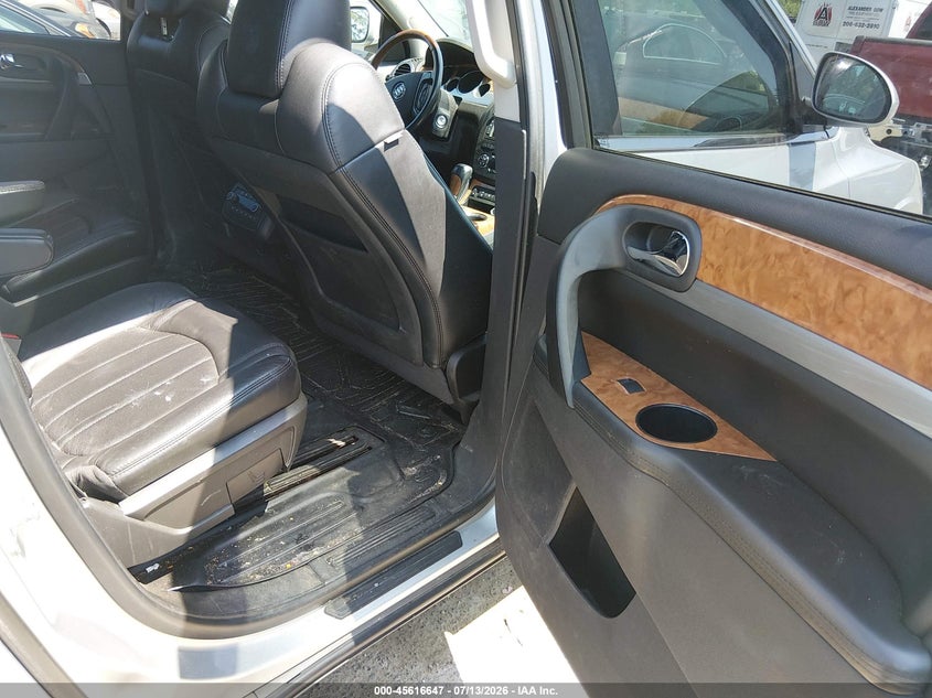 2011 Buick Enclave VIN 5GAKVCEDXBJ315703 IAAI salvage auction — NORMAL WEAR, Clear (Washington), sold $375 on 2026-07-29 (photo 8)