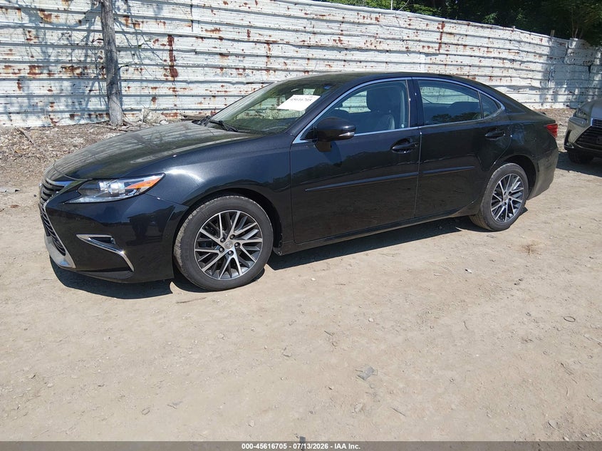 2016 Lexus ES VIN 58ABK1GG4GU023378 IAAI salvage auction — RIGHT FRONT, Salvage Title, sold $7,200 on 2026-07-26 (photo 2)