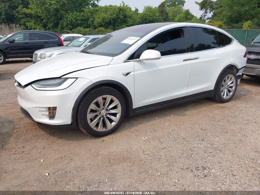 2020 Tesla Model x VIN 5YJXCBE2XLF285999 IAAI salvage auction — REAR END, Salvage - Greater Than 75% (Maryland), sold $8,800 on 2026-09-04 (photo 2)